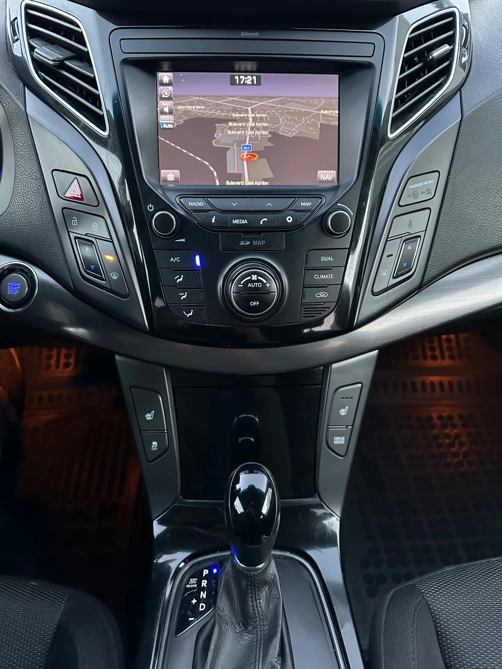 Hyundai I40 1.7CRDI KeylessGo* * Carplay* Ka | Mobile.bg   10