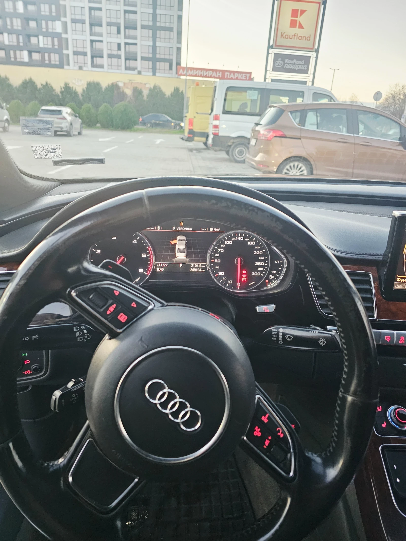 Audi A8  - изображение 6