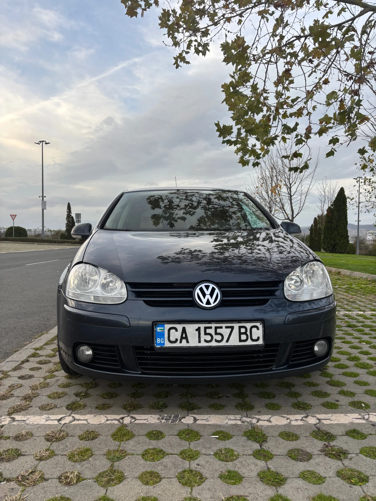 VW Golf 1.9TDI 6 ск. 105к.с. - изображение 2
