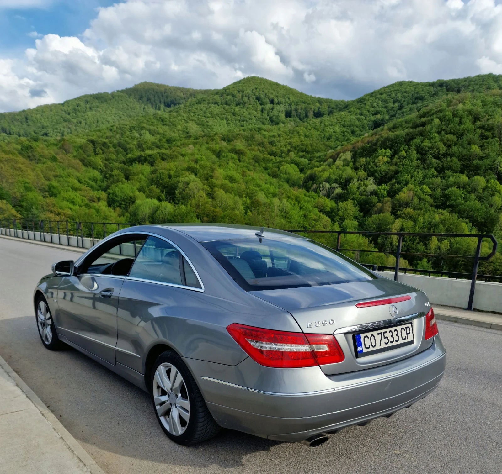 Mercedes-Benz E 250 CDI, снимка 3 - Автомобили и джипове - 54506773