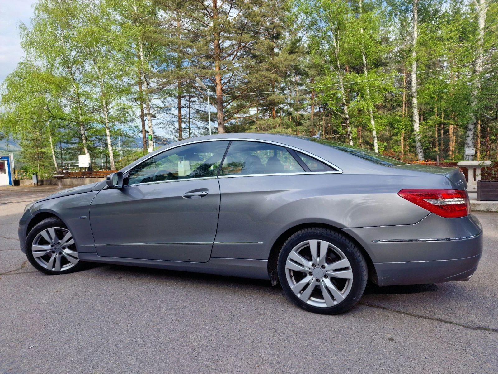 Mercedes-Benz E 250 CDI, снимка 10 - Автомобили и джипове - 54506773