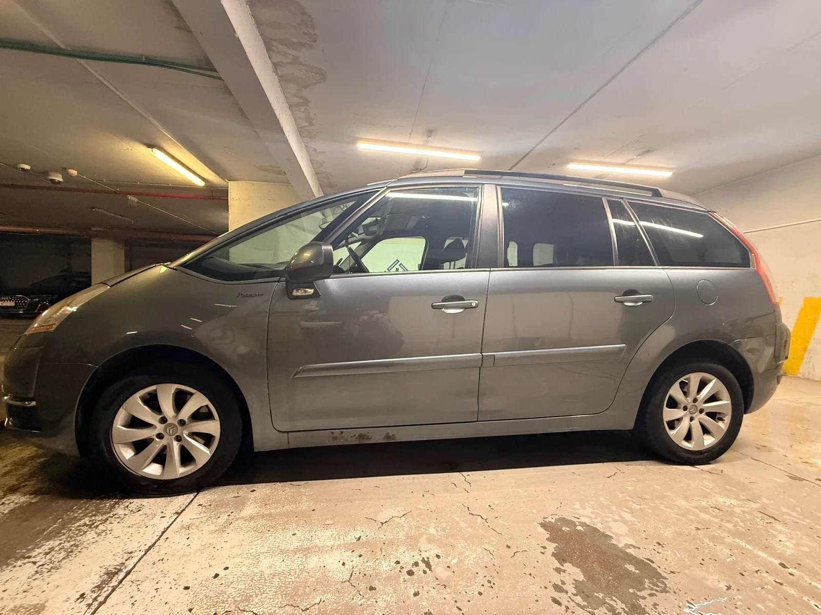 Citroen Grand C4 Picasso, снимка 2 - Автомобили и джипове - 54547957