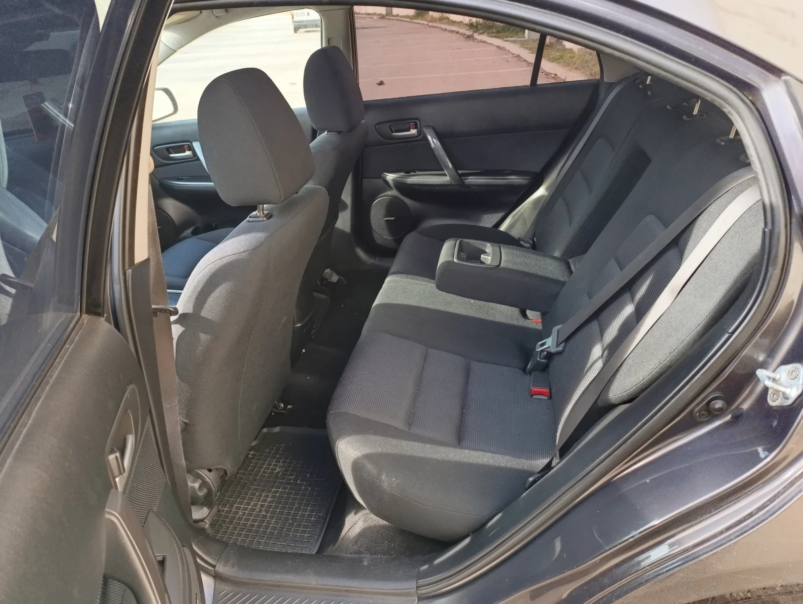 Mazda 6, снимка 14 - Автомобили и джипове - 54631399