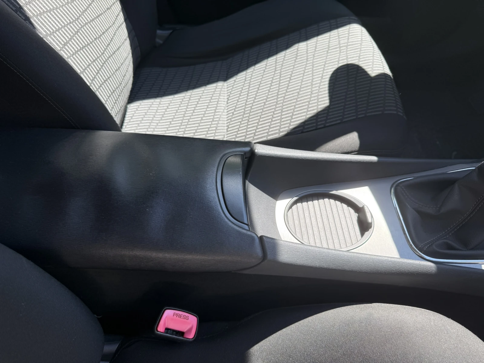 Toyota Avensis D4D | Mobile.bg � ����������� 13