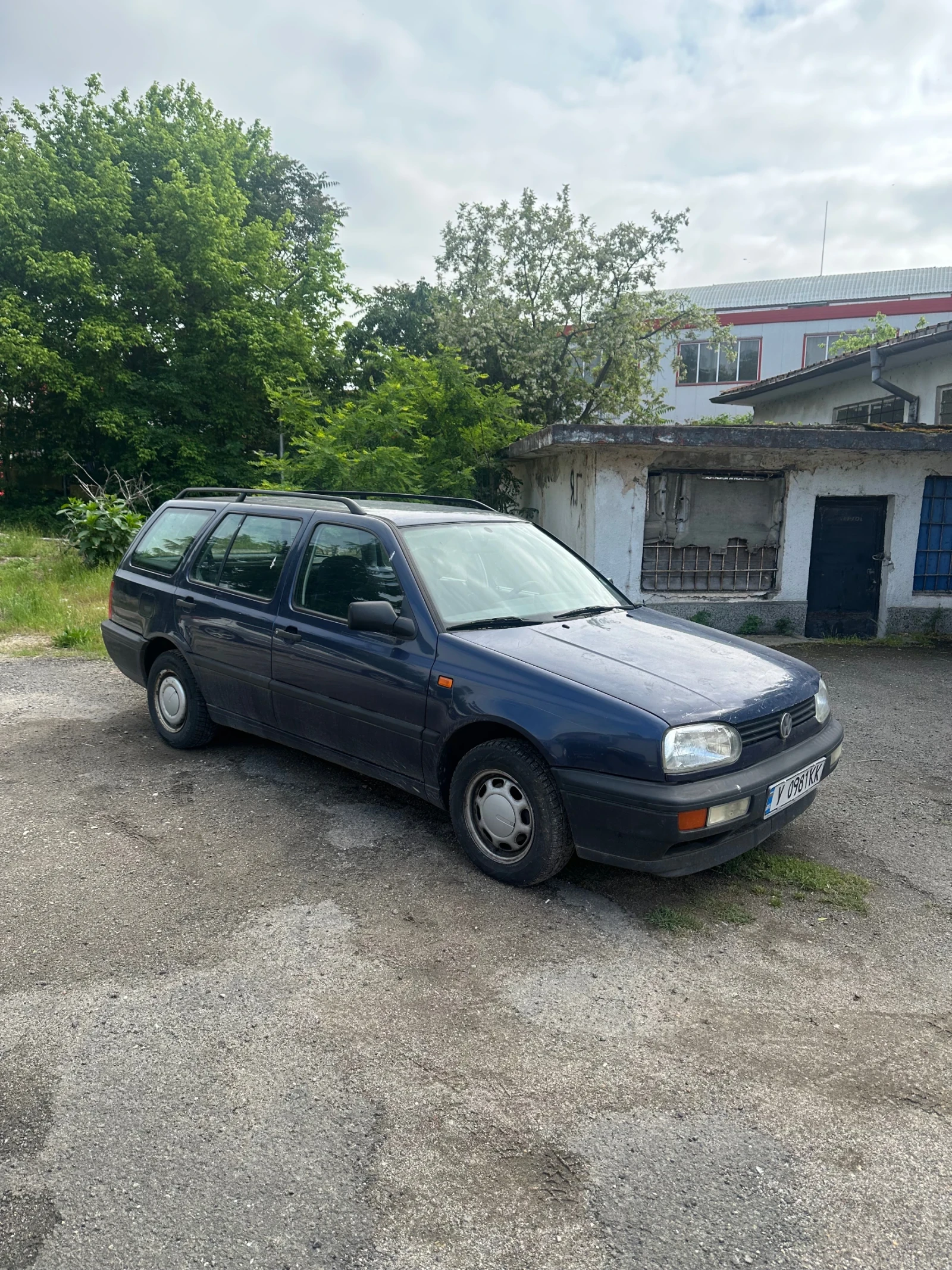 VW Golf, снимка 3 - Автомобили и джипове - 54698745