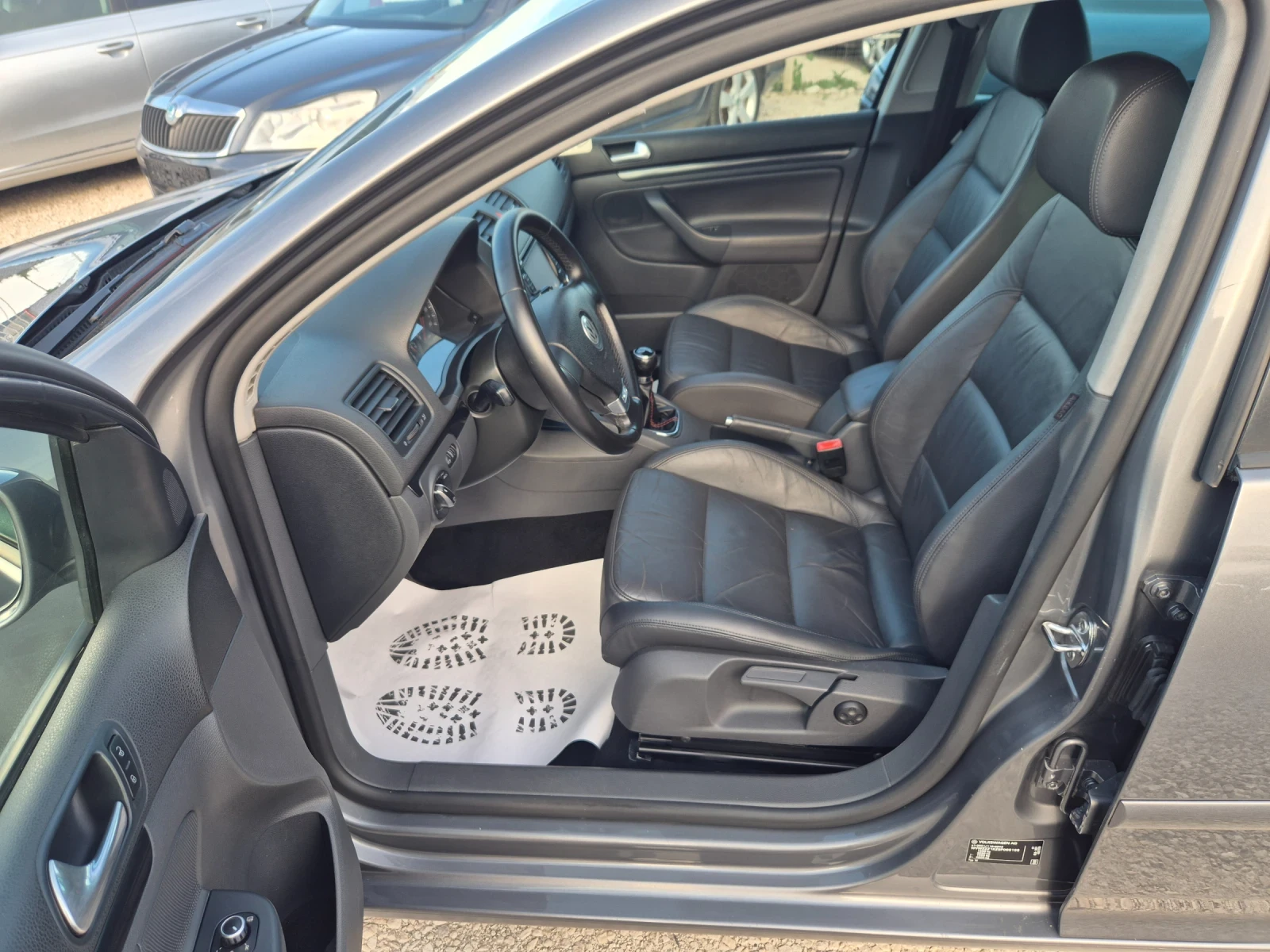 VW Golf 1.9TDI GT-SPORT, снимка 8 - Автомобили и джипове - 54842120