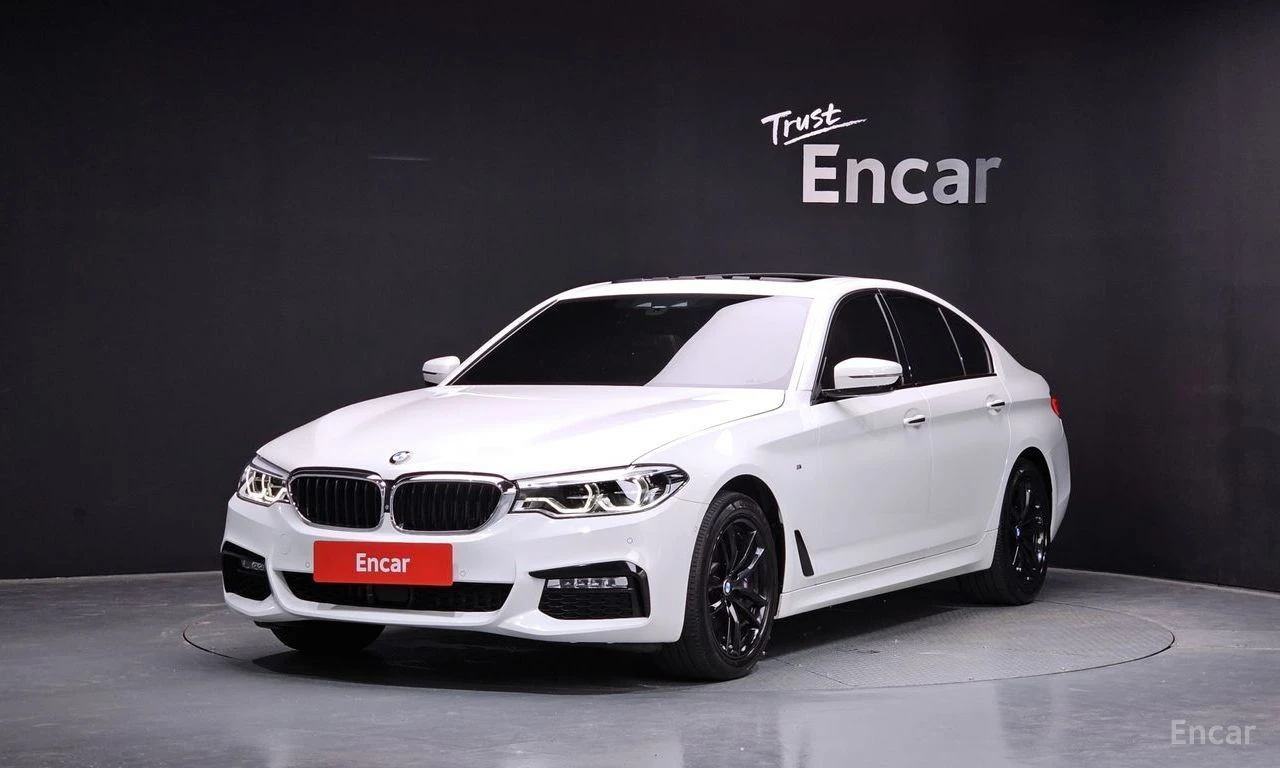 BMW 530 i xDrive M SPORT* DISTRONIC* 360 CAM* HEAD-UP* 