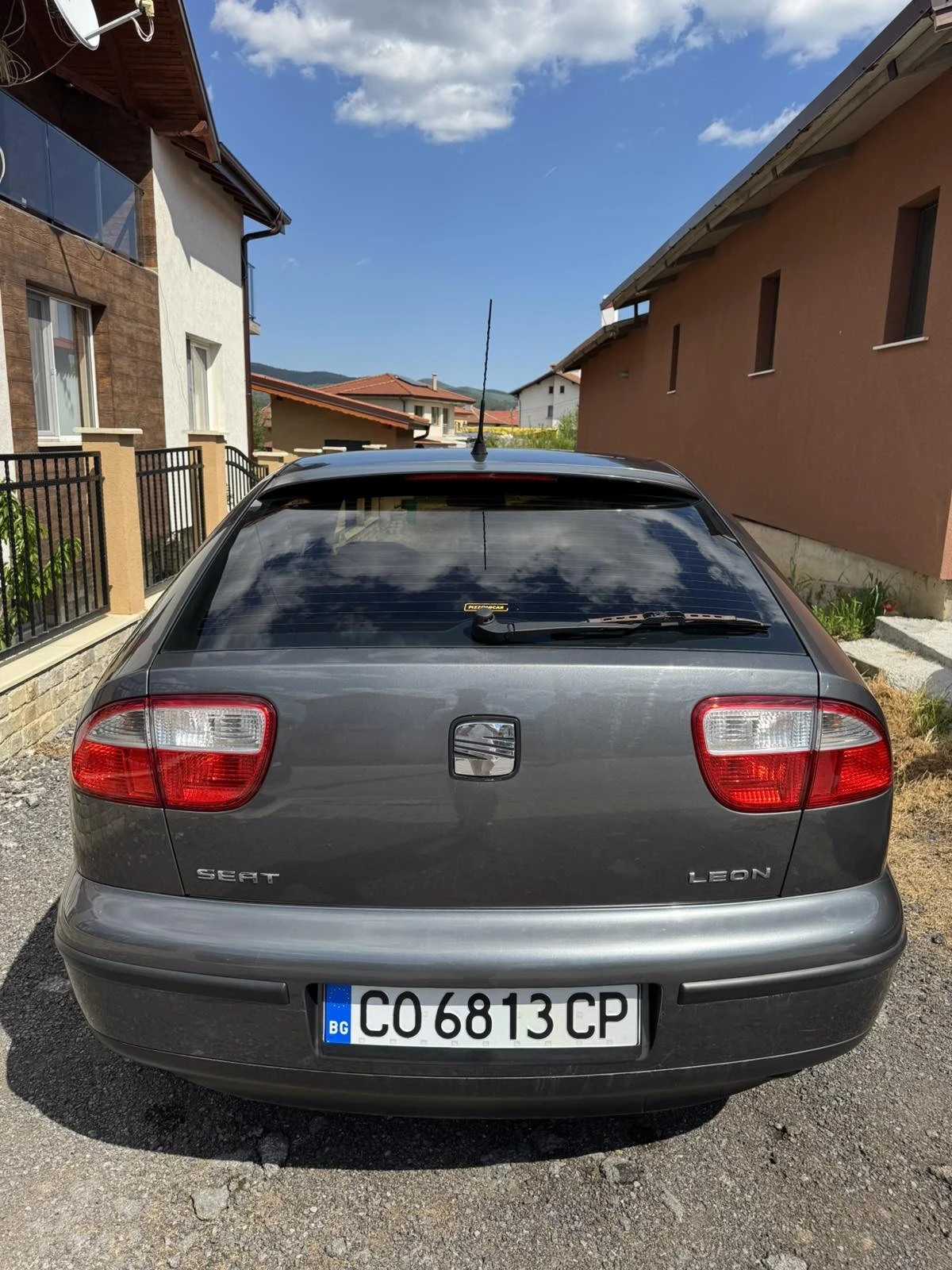 Seat Leon, снимка 2 - Автомобили и джипове - 55280996