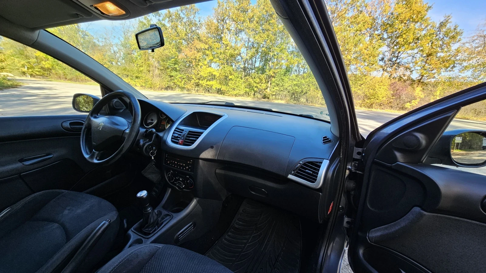 Peugeot 206 1.4 75, снимка 12 - Автомобили и джипове - 55288768