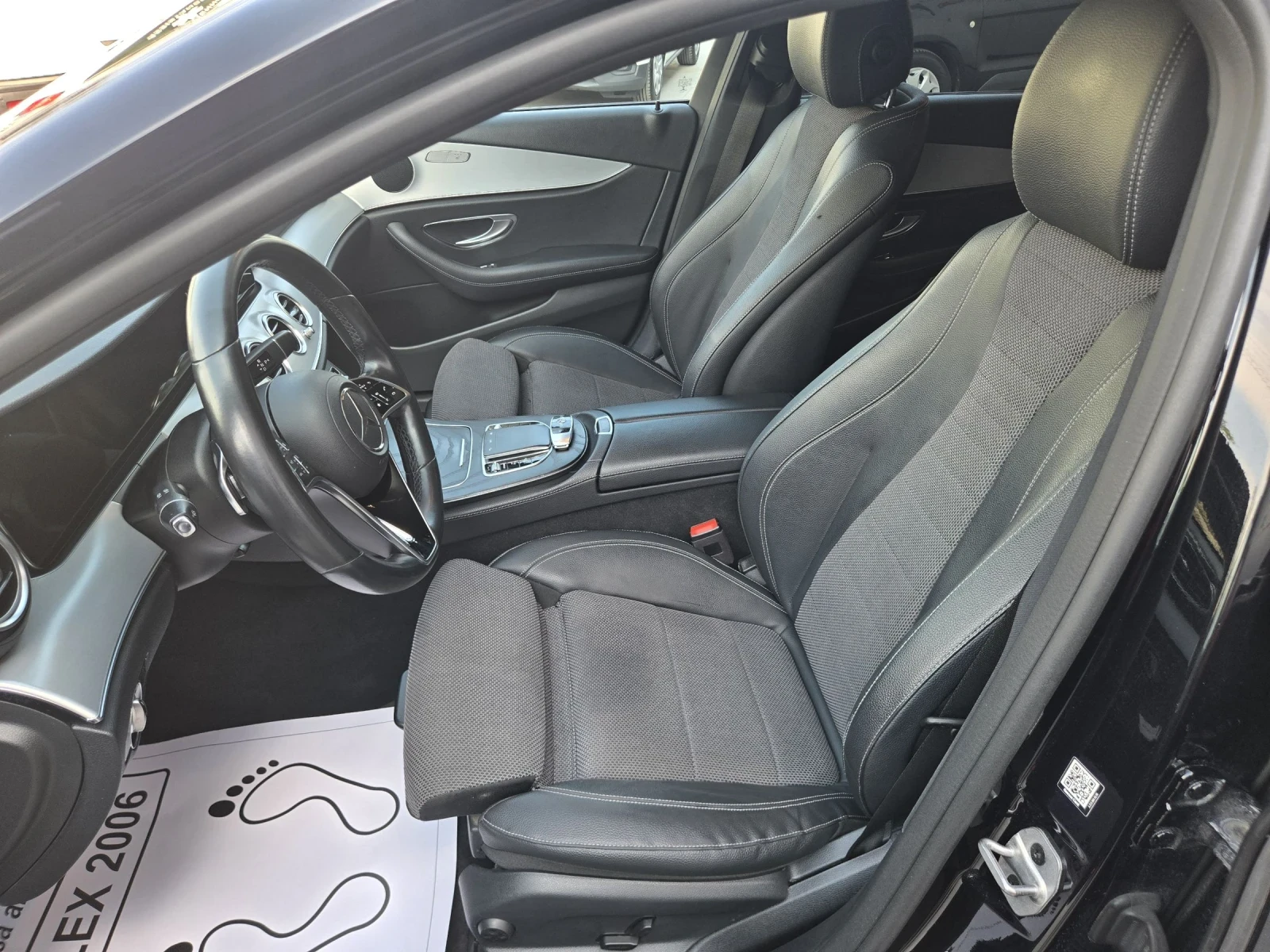 Mercedes-Benz E 220 Е 220 4MATIC, снимка 6 - Автомобили и джипове - 55352132