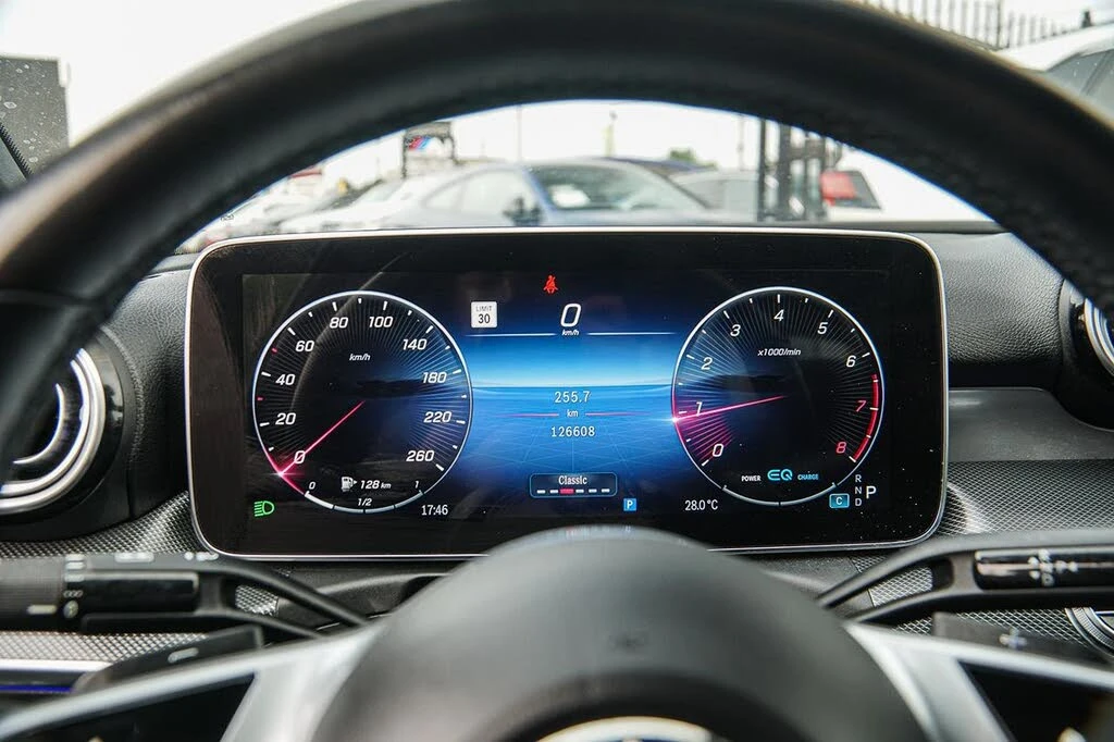 Mercedes-Benz C 300 2.0 4MATIC , снимка 12 - Автомобили и джипове - 56102750