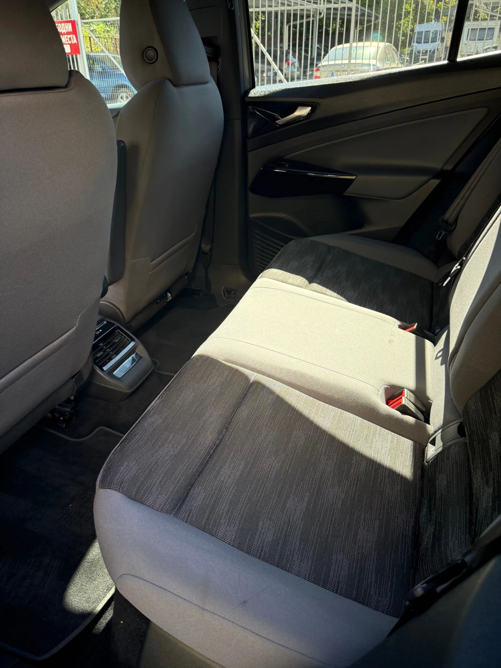 VW ID.4 PRO/PERFORMANS, снимка 11 - Автомобили и джипове - 56303655