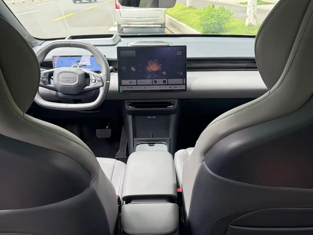 LynkCo 10 Z20 2025 530km RWD Max | Mobile.bg � ����������� 11