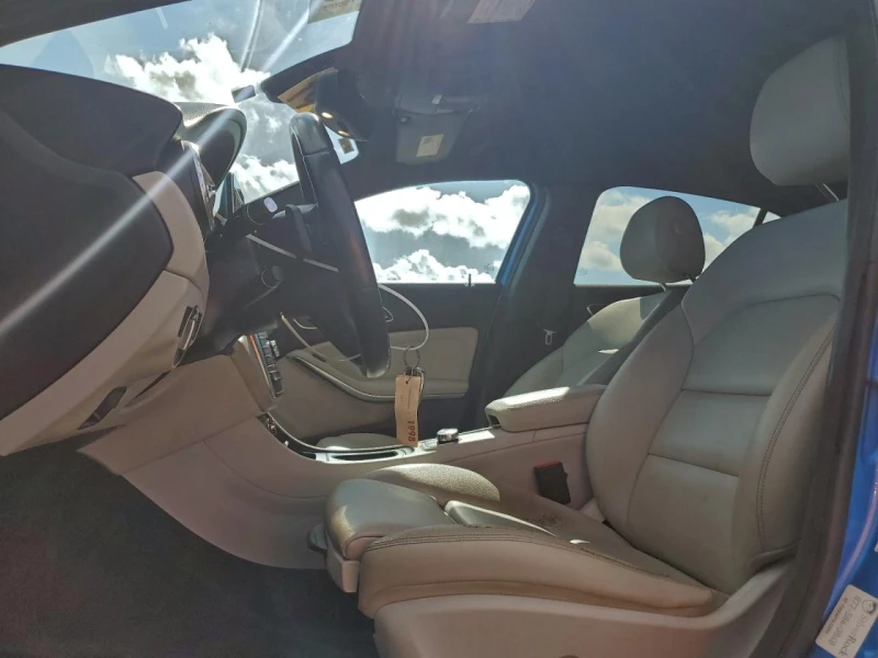 Mercedes-Benz GLA 250 4MATIC* ПЕРФЕКТНА* РЕАЛНИ КМ , снимка 8 - Автомобили и джипове - 52775909