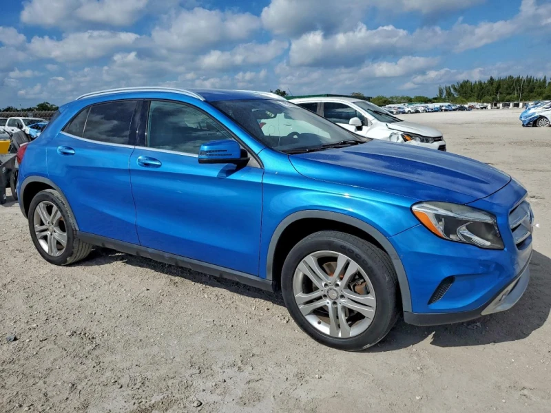 Mercedes-Benz GLA 250 4MATIC* ПЕРФЕКТНА* РЕАЛНИ КМ , снимка 2 - Автомобили и джипове - 52775909