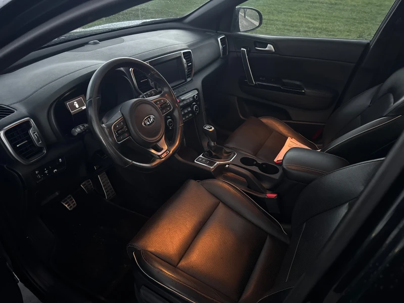 Kia Sportage 2.0 CRDi GT Line 2WD, снимка 5 - Автомобили и джипове - 53409904