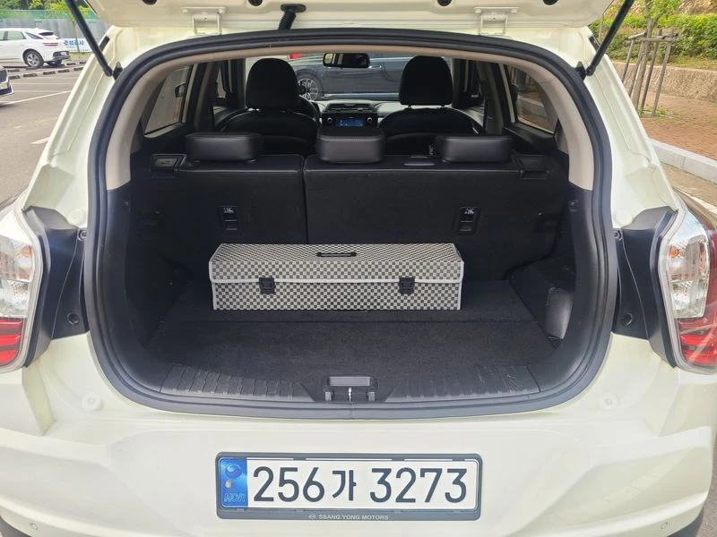 SsangYong Tivoli 1.6 173910 Automatic, снимка 17 - Автомобили и джипове - 55749194