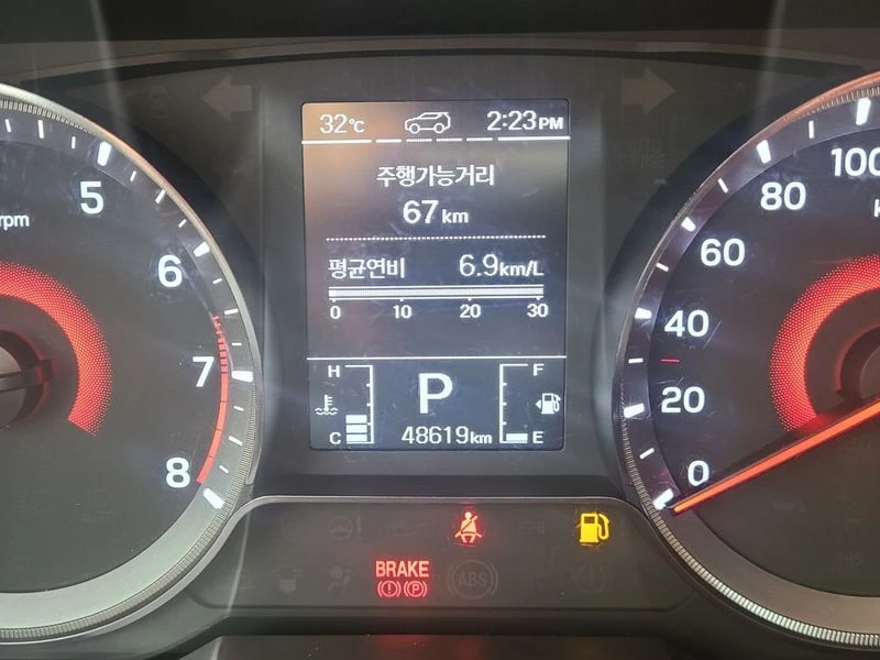 SsangYong Tivoli 1.6 173910 Automatic, снимка 8 - Автомобили и джипове - 55749194