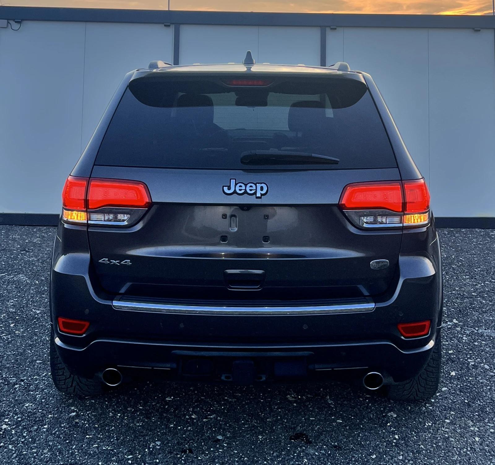Jeep Grand cherokee Overland - изображение 6