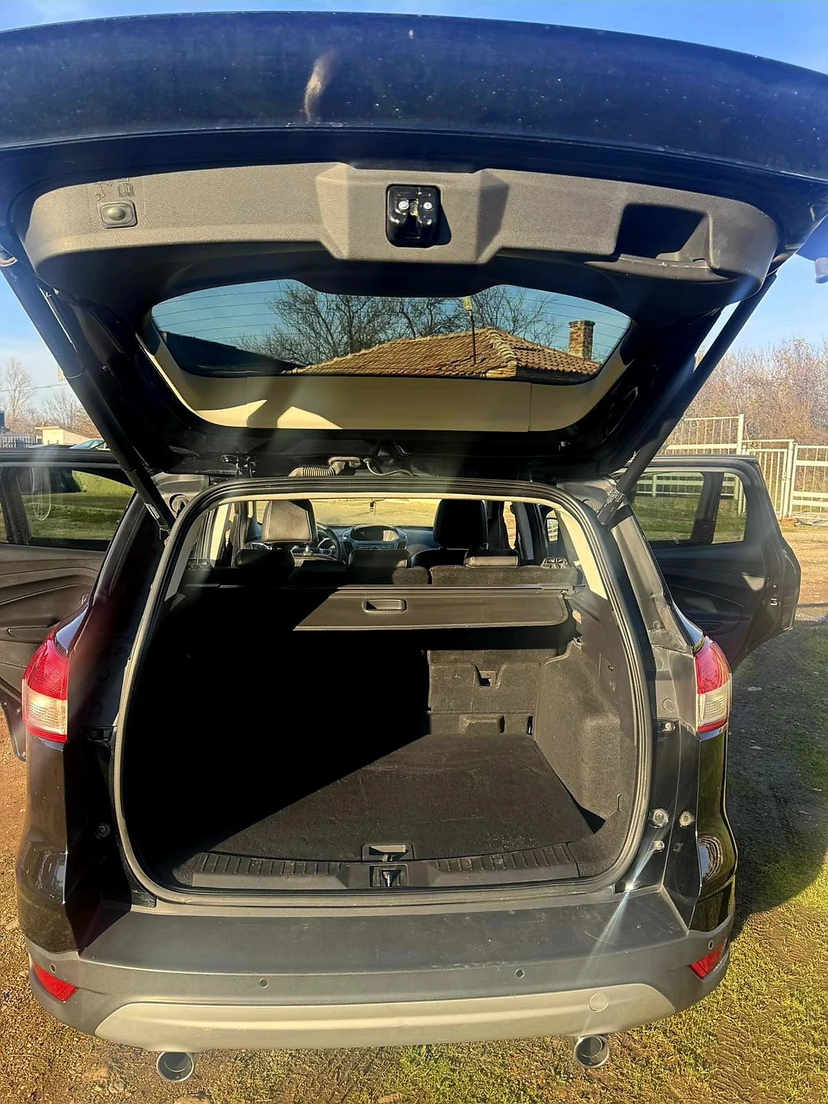 Ford Kuga * * 2.0TDCi * * 4x4 * * ������� 140��.*  | Mobile.bg � ����������� 12