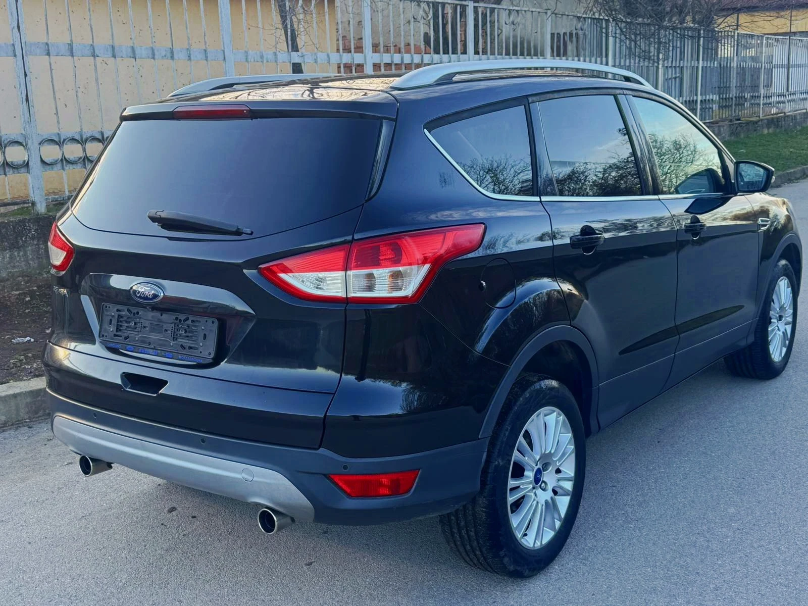 Ford Kuga * * 2.0TDCi * * 4x4 * * АВТОМАТ 140кс.*  - изображение 4