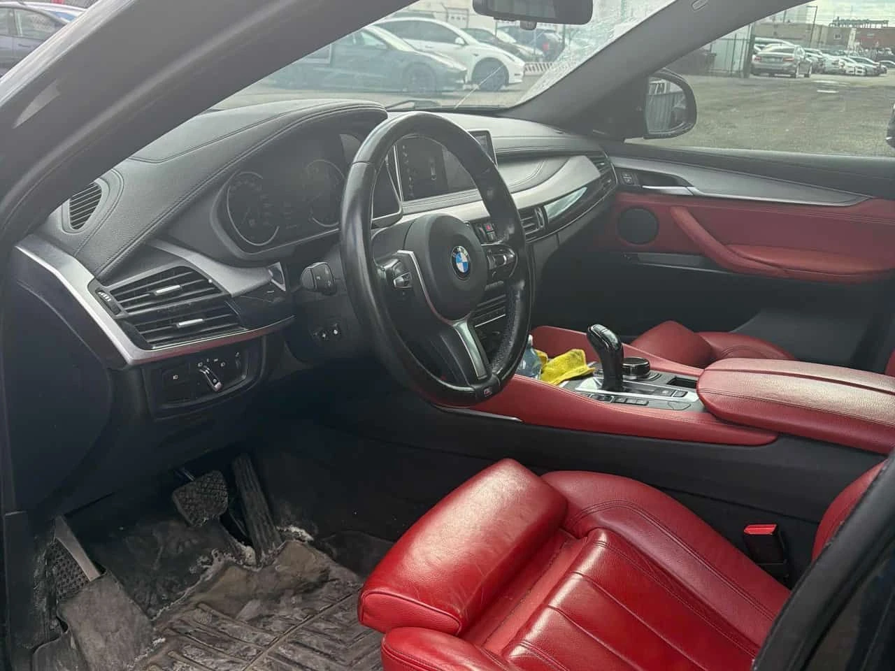 BMW X6 M SPORT xDrive35i/HEAD-UP DISPLAY/HARMAN KARDON, снимка 7 - Автомобили и джипове - 54011295