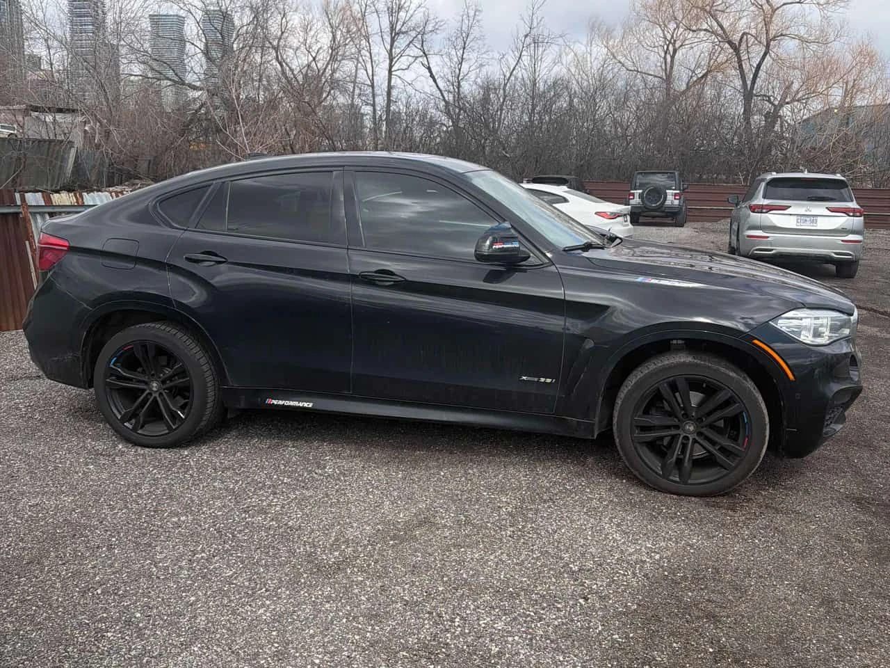 BMW X6 M SPORT xDrive35i/HEAD-UP DISPLAY/HARMAN KARDON, снимка 4 - Автомобили и джипове - 54011295