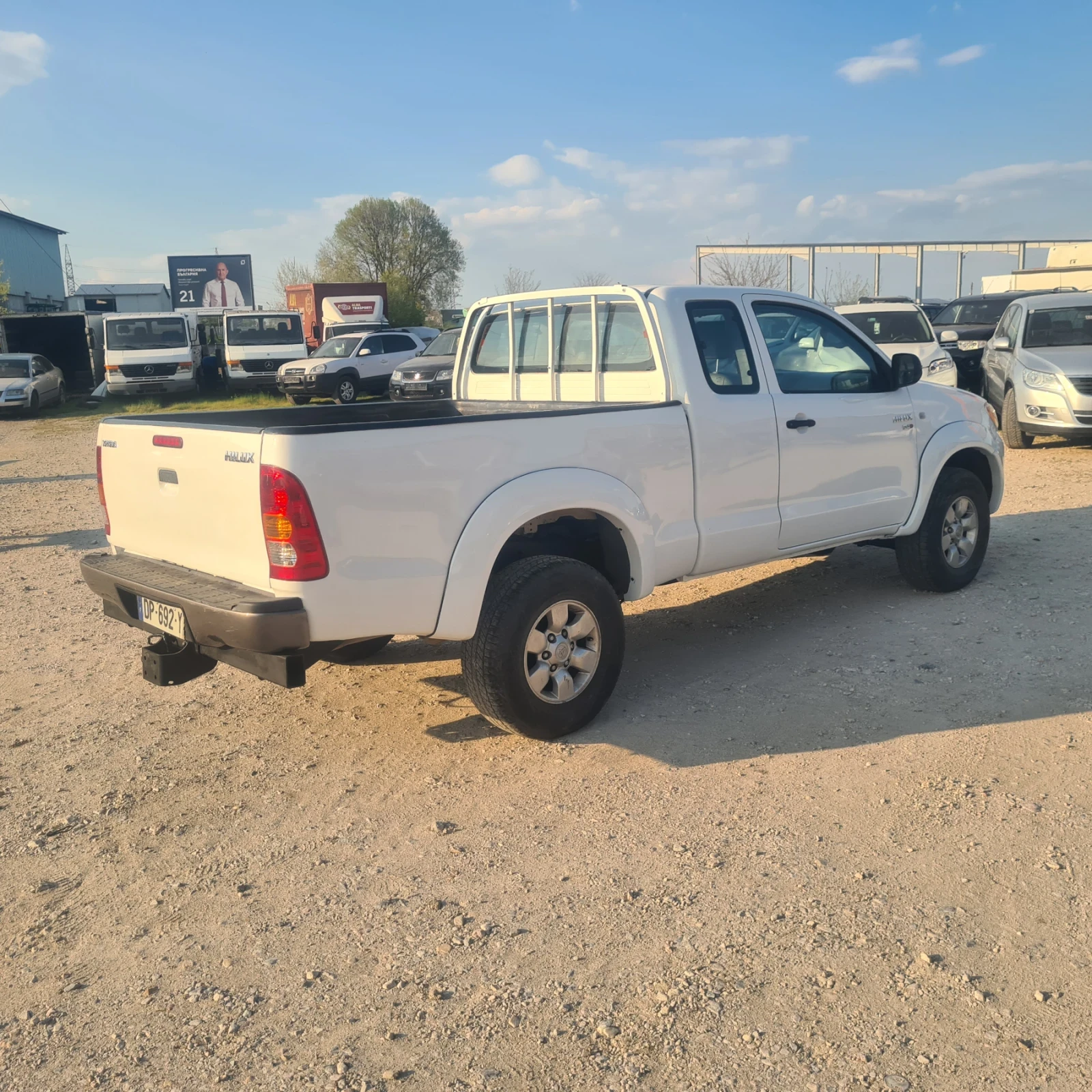 Toyota Hilux Внос от Франция, снимка 4 - Автомобили и джипове - 54238670