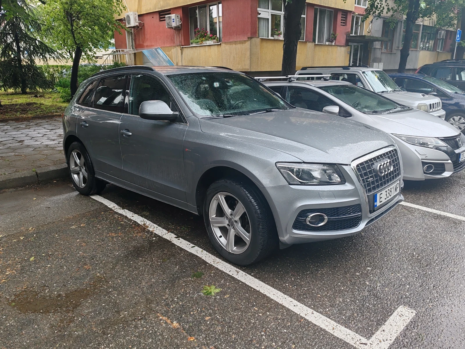 Audi Q5, снимка 2 - Автомобили и джипове - 54703314