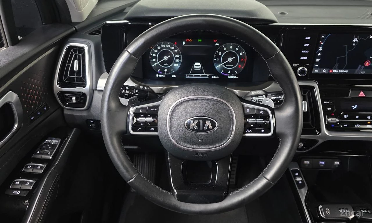 Kia Sorento 2.5 Turbo Gravity* 4x4* DISTRONIC* 360* ОБДУХВАНЕ , снимка 8 - Автомобили и джипове - 55250926