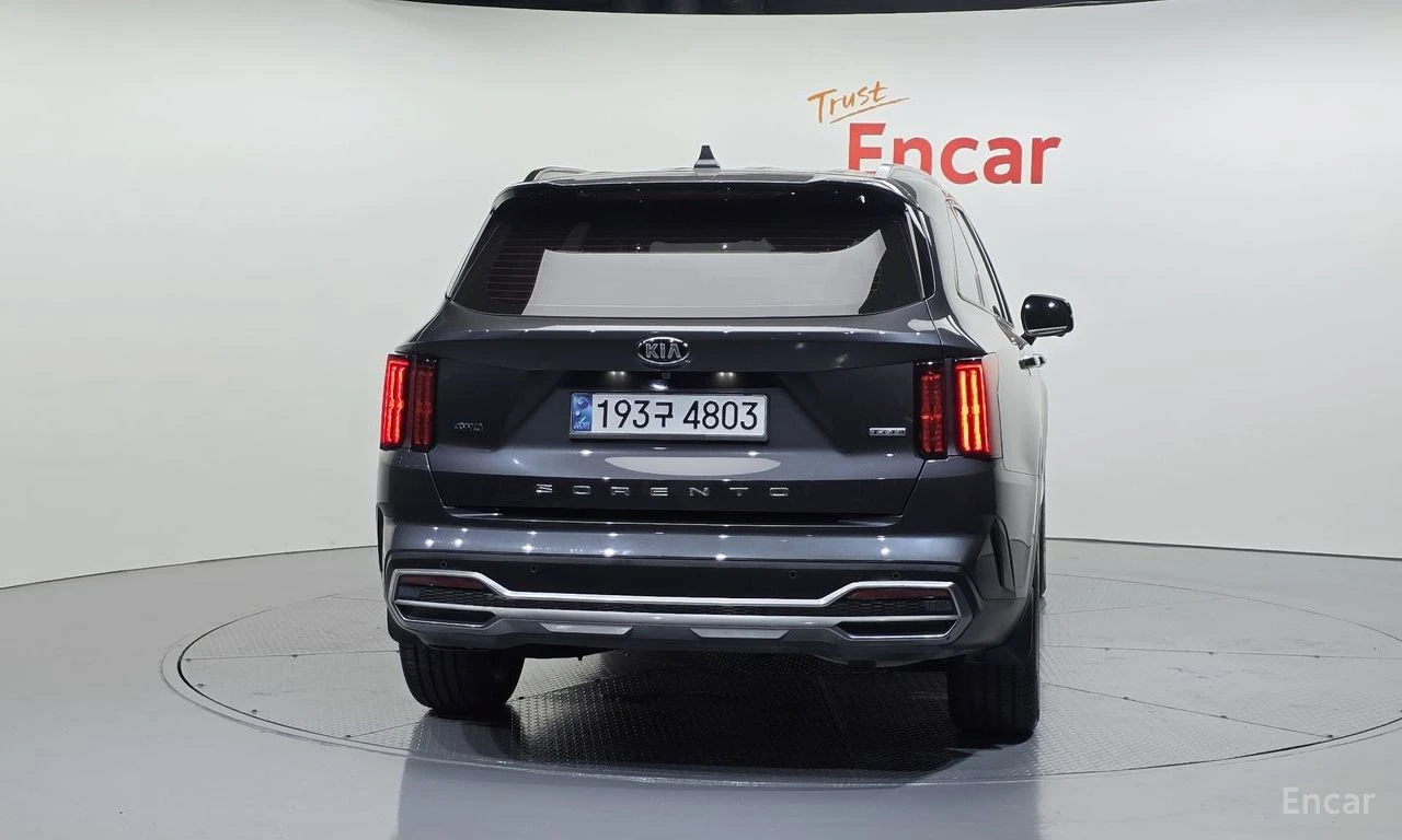 Kia Sorento 2.5 Turbo Gravity* 4x4* DISTRONIC* 360* ОБДУХВАНЕ , снимка 4 - Автомобили и джипове - 55250926