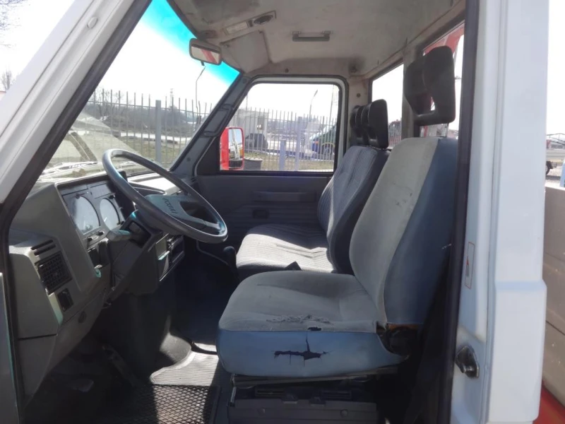 Iveco Daily 49-12  КАТ. * Б* Контейнеровоз, снимка 13 - Бусове и автобуси - 47929595