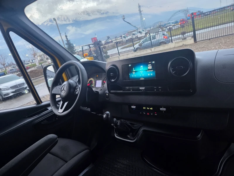 Mercedes-Benz Sprinter 311, снимка 14 - Бусове и автобуси - 53275869