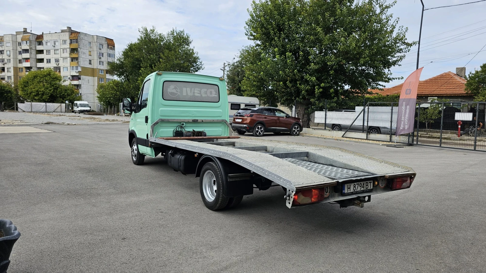 Iveco Daily 35C15 3.0D 6SP АВТОВОЗ-СПЕЦИАЛЕН-410СМ МЕЖДУОСИЕ - изображение 4