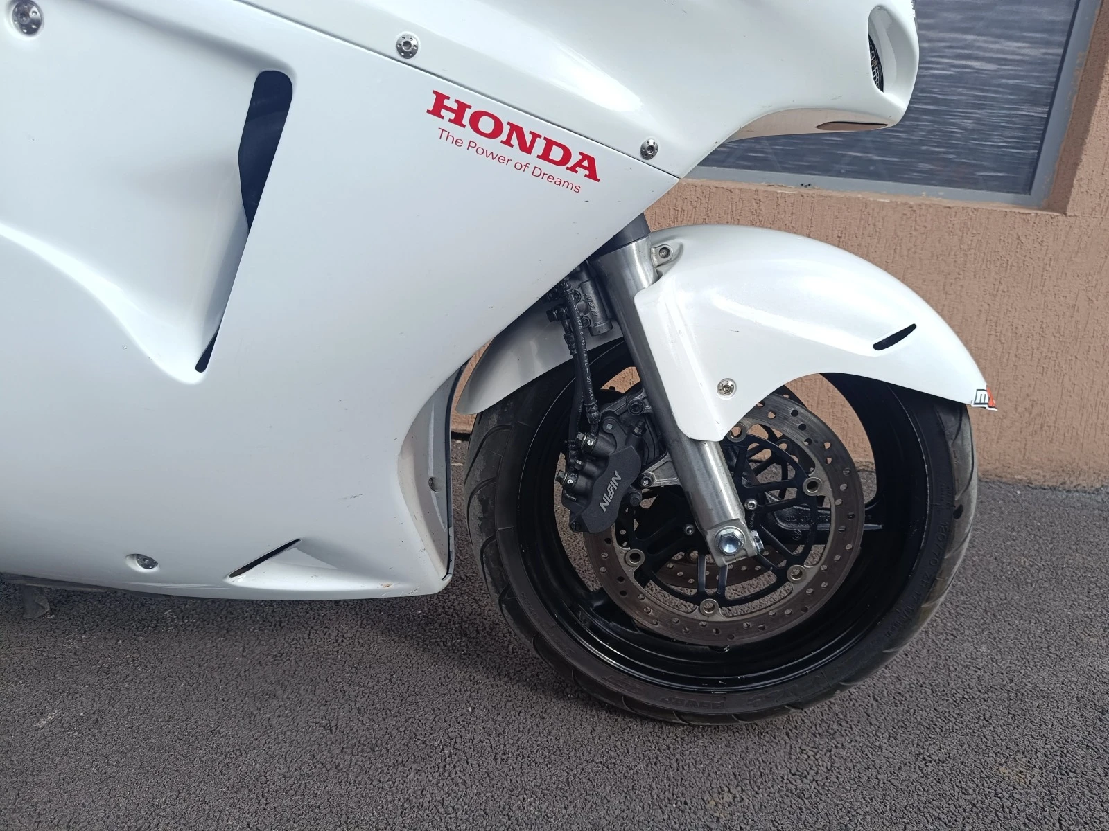 Honda Cbr 1100XX  - изображение 8