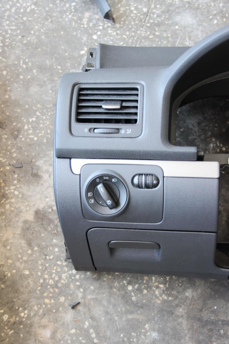 Интериор и аксесоари за VW Golf, снимка 5 - Части - 43877486