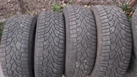 Гуми Зимни 215/65R16, снимка 1