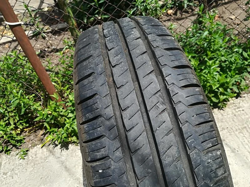 Гуми Летни 215/70R15, снимка 2 - Гуми и джанти - 21692227