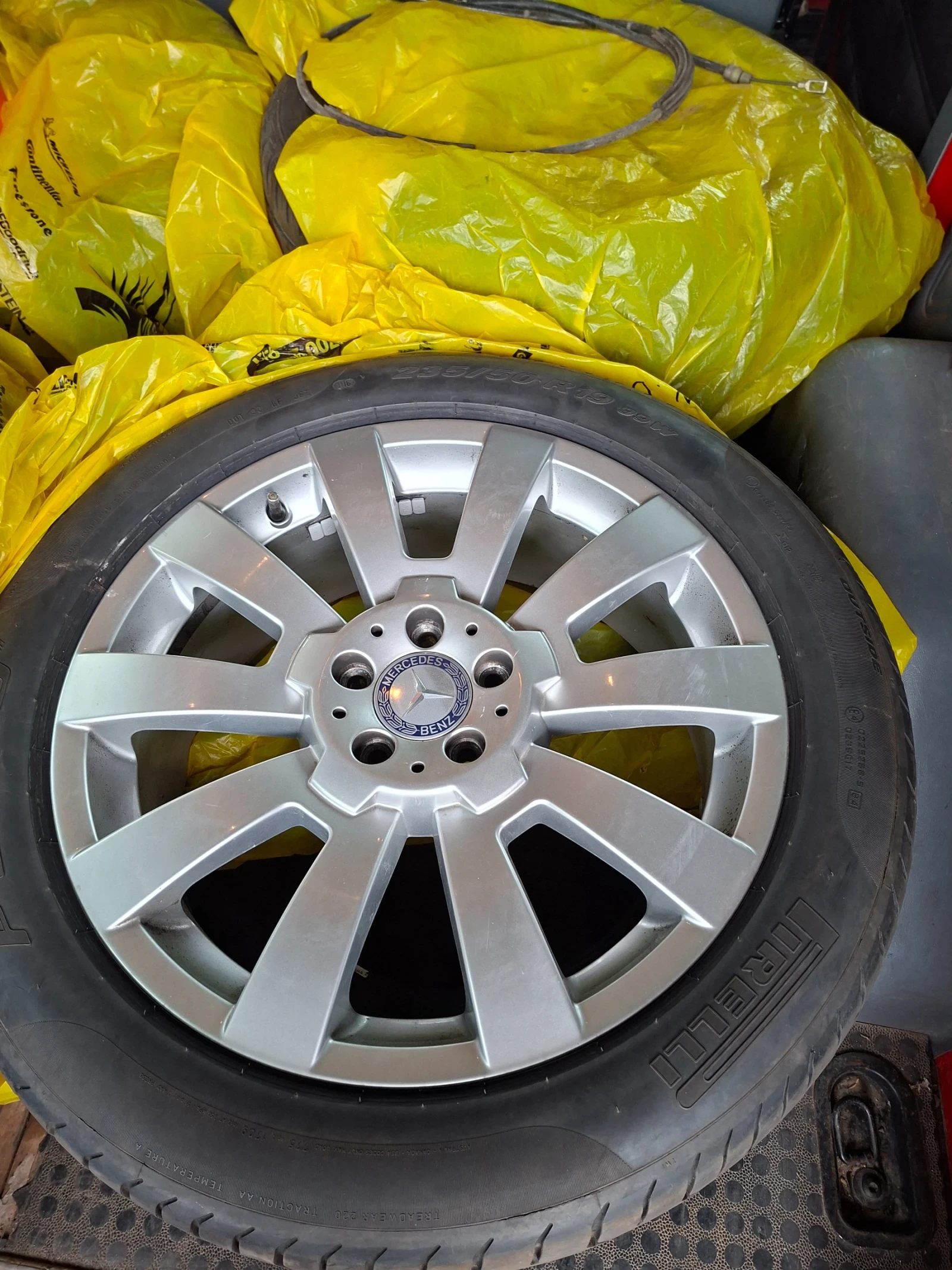 ���� � ������ 235/50R19 �� Mercedes-Benz | Mobile.bg � ����������� 2