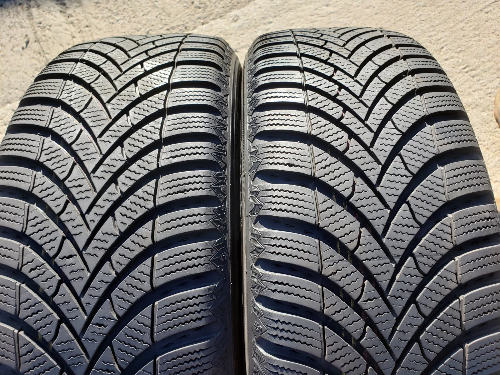 Гуми Зимни 205/55R16, снимка 2 - Гуми и джанти - 56324061
