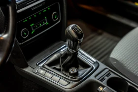 Skoda Superb 2.0 TDI, снимка 11