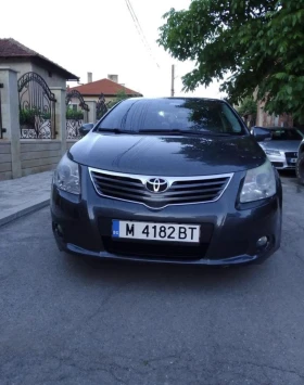 Обява за продажба на Toyota Avensis