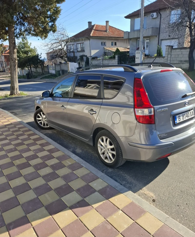 Hyundai I30 1.6 crdi 90hp., снимка 6 - Автомобили и джипове - 48505085