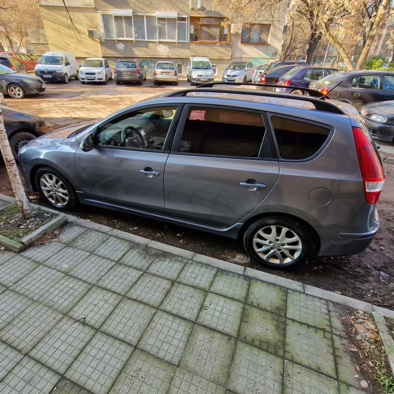 Hyundai I30 1.6 crdi 90hp., снимка 4 - Автомобили и джипове - 48505085