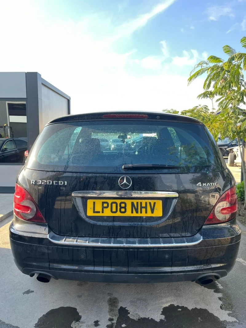Mercedes-Benz R 320, снимка 6 - Автомобили и джипове - 51904965