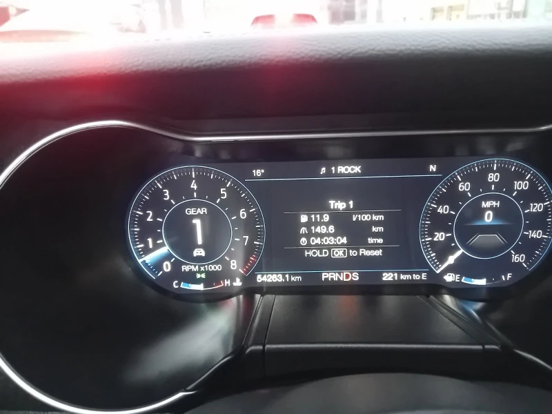 Ford Mustang GT Premium 5.0 54000 КМ Всички Екстри, снимка 8 - Автомобили и джипове - 52505870