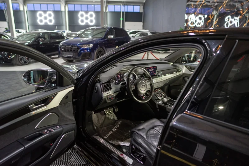 Audi S8 PLUS LONG MATRIX B&O FULL CARBON ЛИЗИНГ 100%, снимка 11 - Автомобили и джипове - 52634698