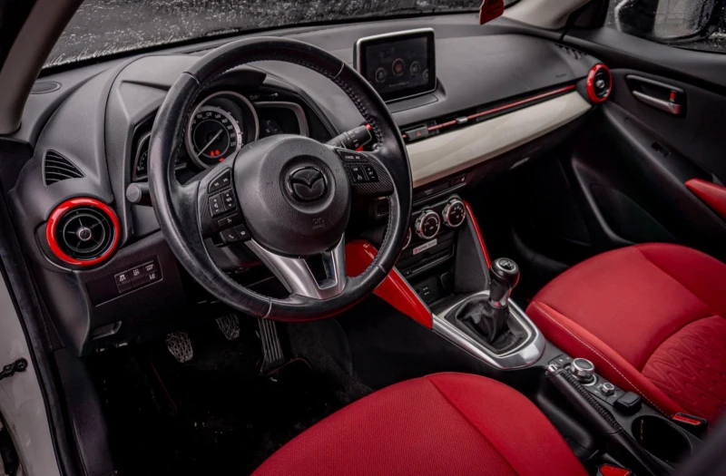 Mazda 2, снимка 13 - Автомобили и джипове - 53274504