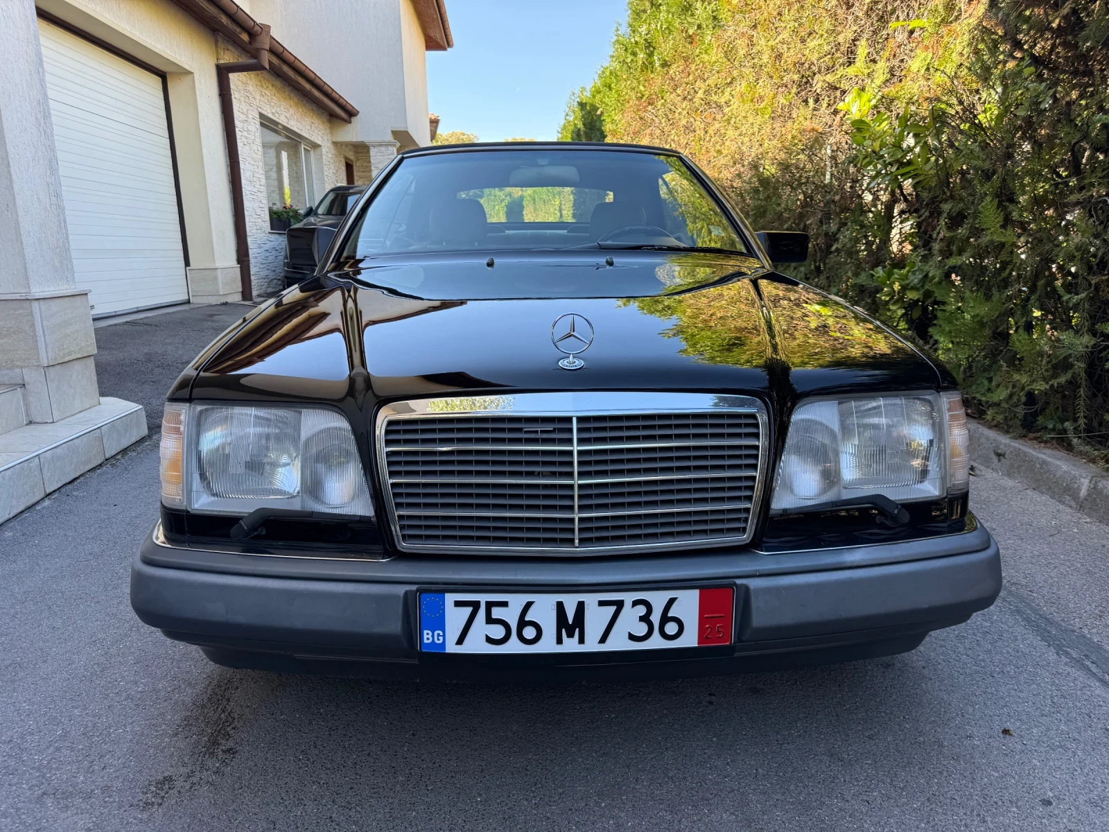Mercedes-Benz 124 E 320, снимка 1