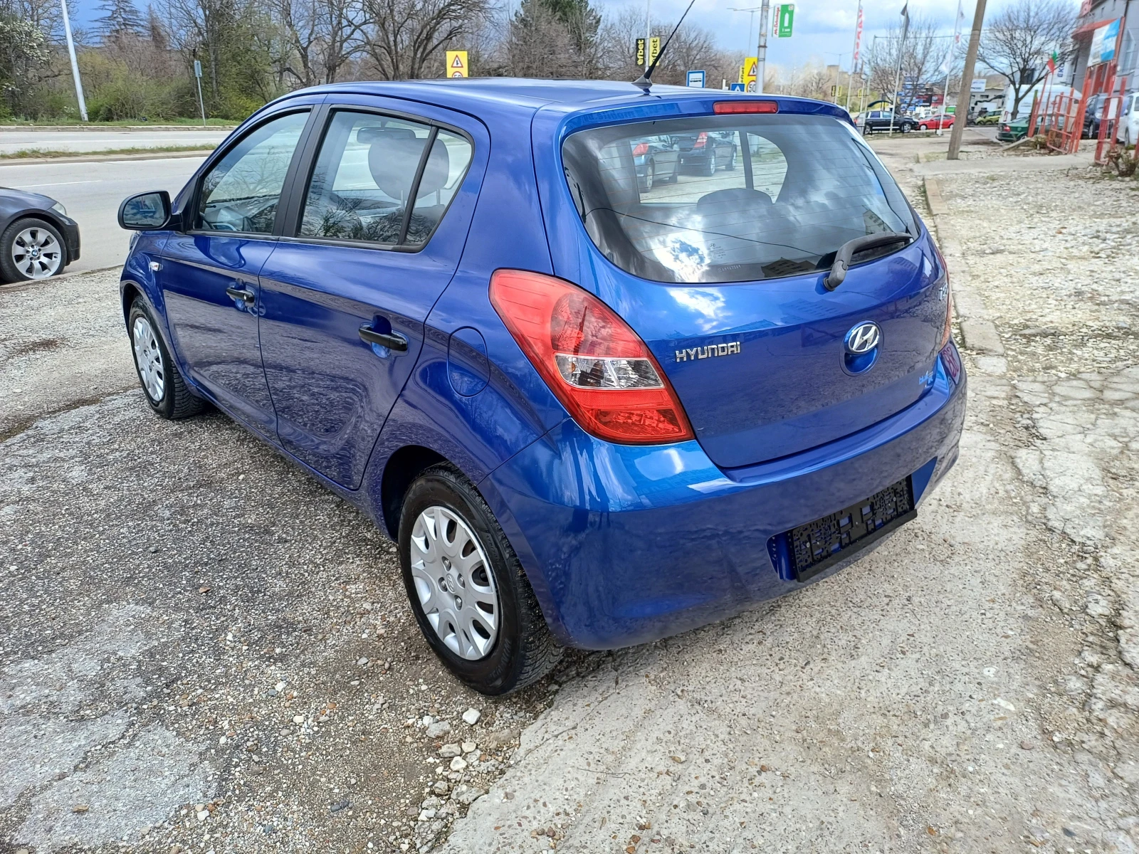 Hyundai I20 1.2i*ГАЗ - изображение 5